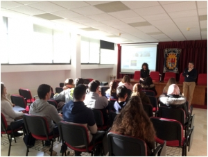 Imagen Los alumnos del ciclo formativo de Administracion y Finanzas del ...